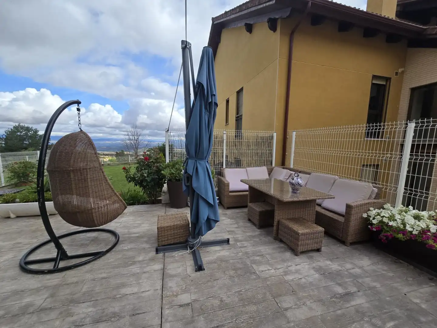 Terrassa de Apartament en venda en Sojuela amb Calefacció, Jardí privat i Terrassa