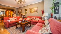 Living room of Flat for sale in  Madrid Capital