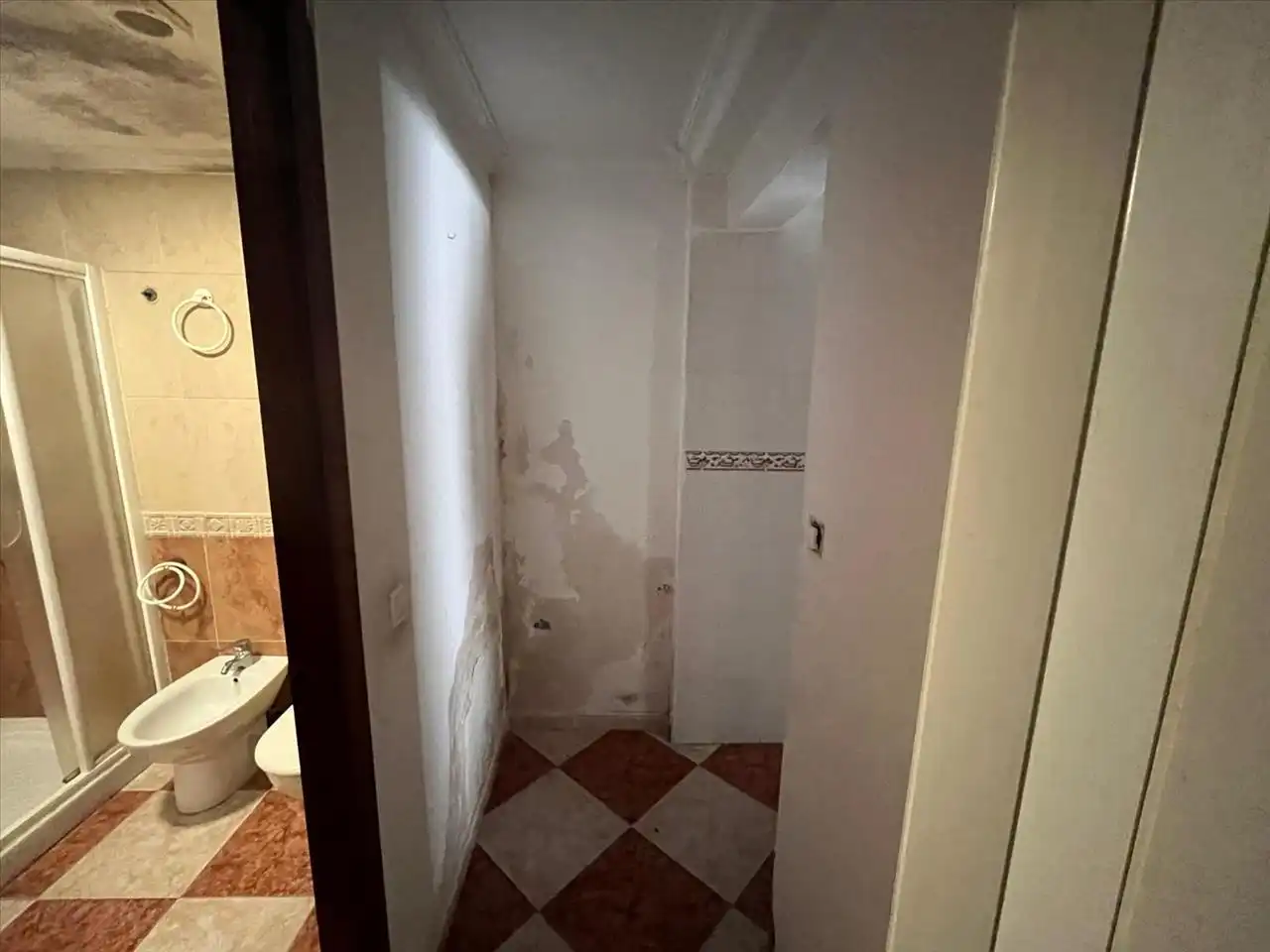 Baño de Planta baja en venta en Sevilla