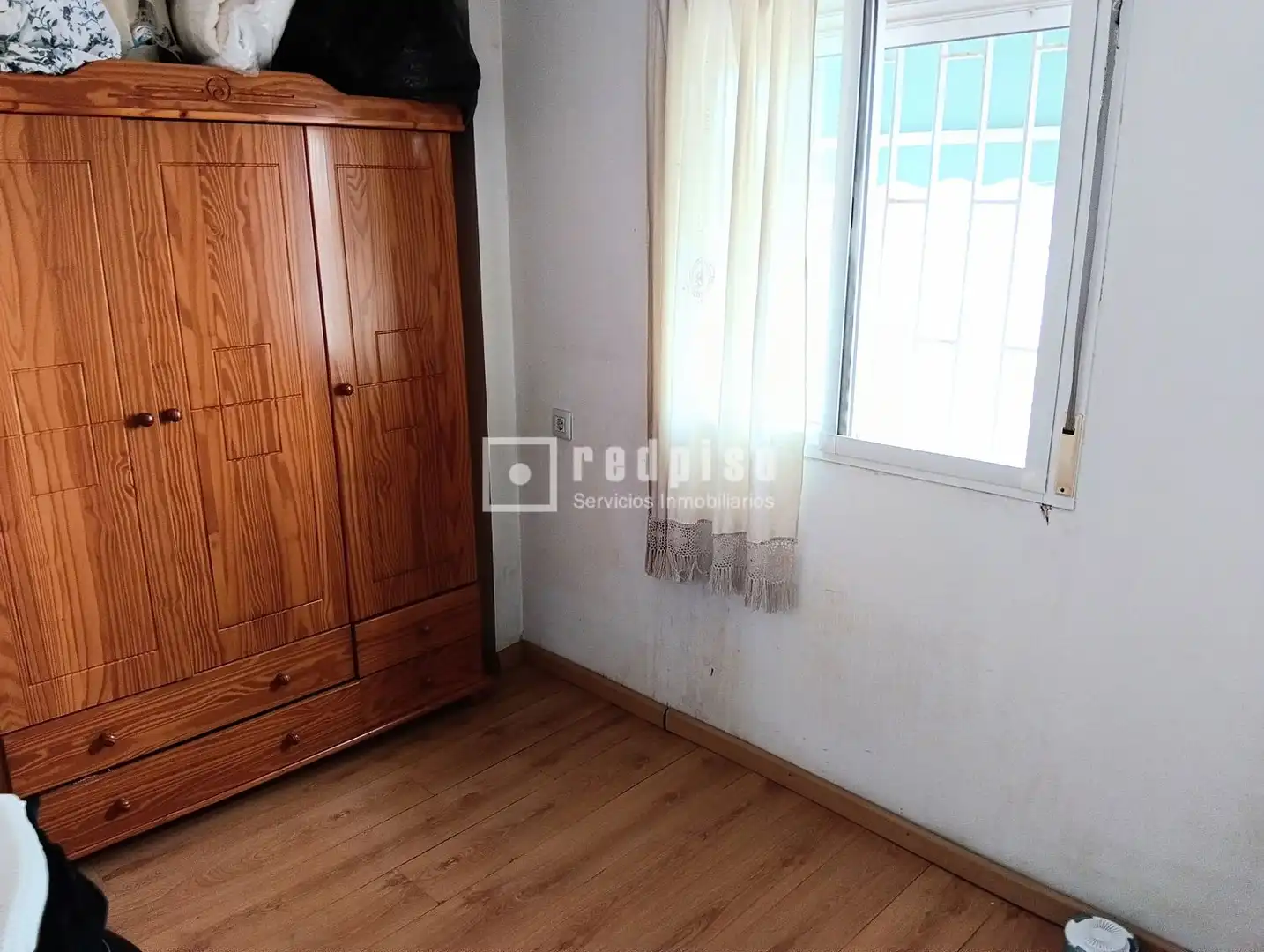 Schlafzimmer von Haus oder Chalet zum Verkauf in Castellón de la Plana / Castelló de la Plana mit Privatgarten und Abstellraum