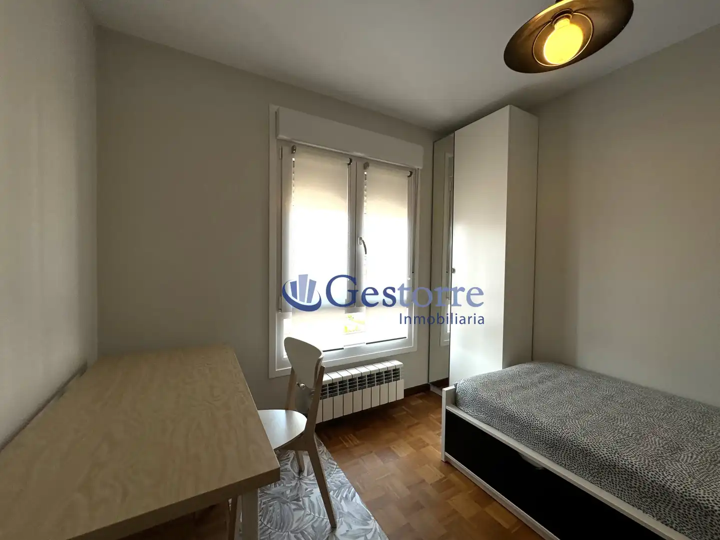 Flat for rent in Calle Martinez Cachero, Parque del Oeste