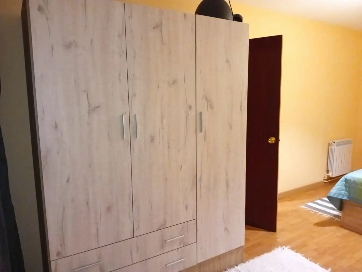 Habitación de Piso en venta en Gijón  con Calefacción, Parquet y Terraza