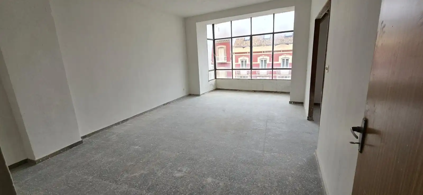 Sala d'estar de Pis en venda en Úbeda amb Calefacció i Balcó