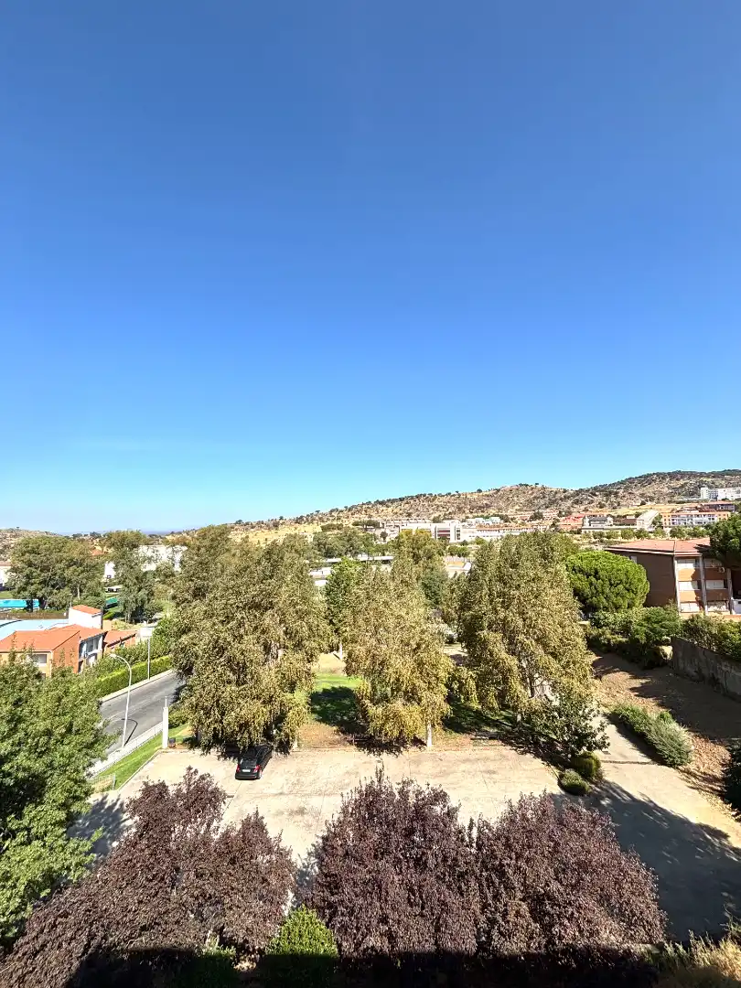Vista exterior de Pis de lloguer en Plasencia amb Aire condicionat, Calefacció i Moblat