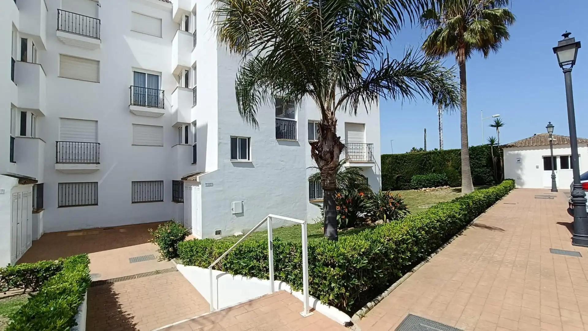 Exterior view of Flat for sale in Manilva