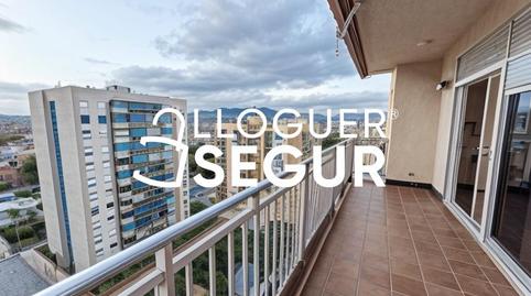 Foto 5 de Pis de lloguer a Santiago Segura, La Roureda, Barcelona