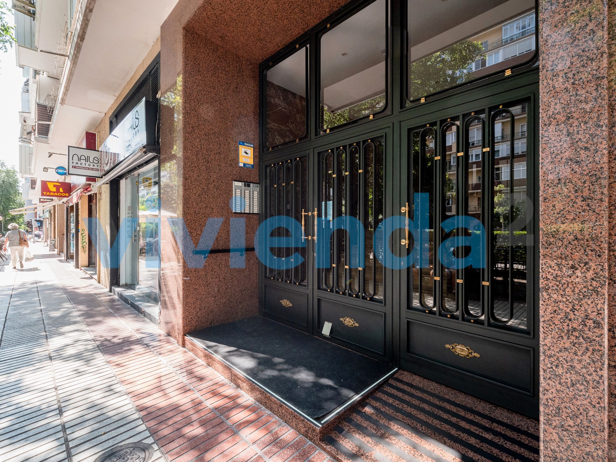 Piso en venta en  Madrid Capital con Aire acondicionado, Calefacción y Terraza
