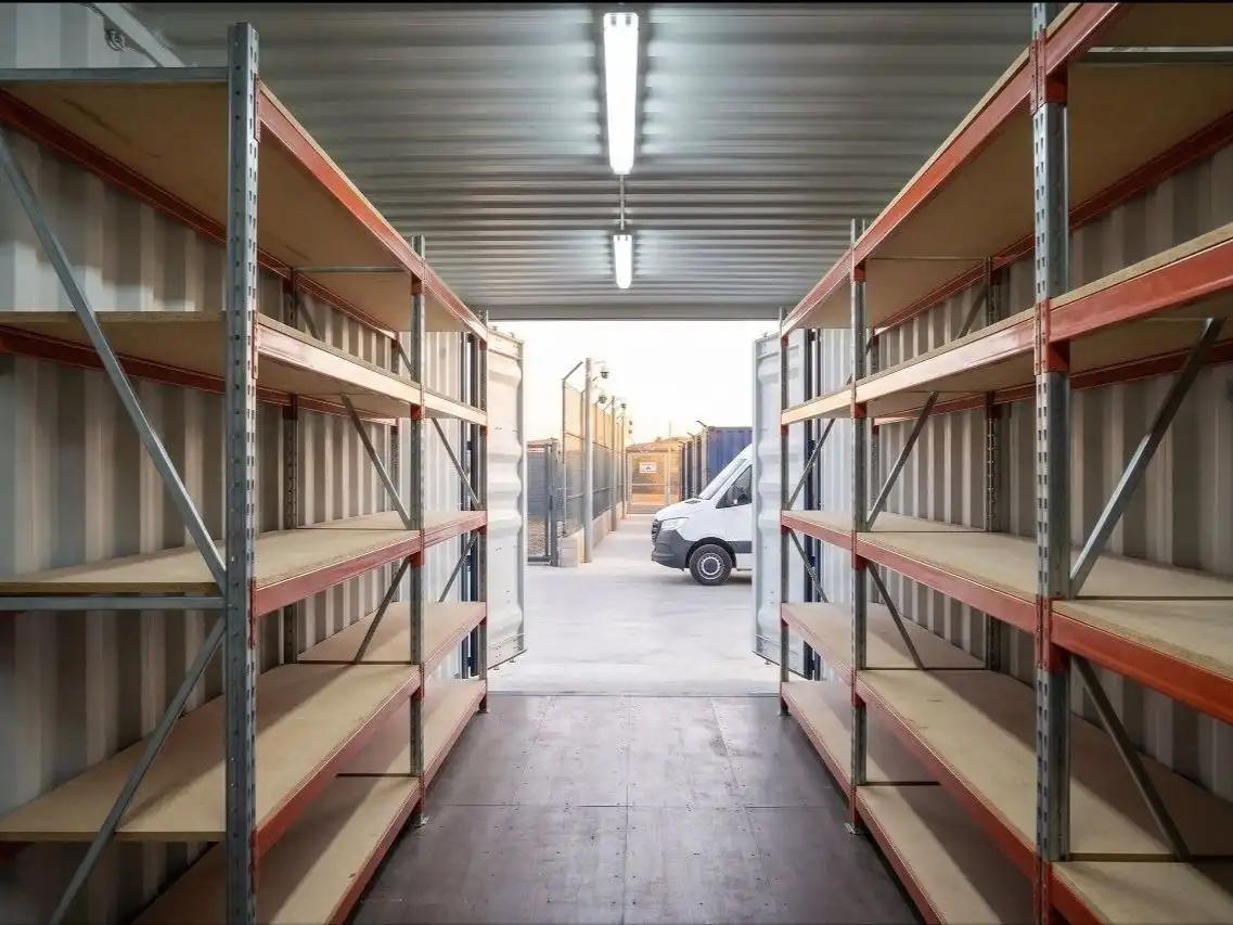 Trastero de alquiler en Málaga con Alarma
