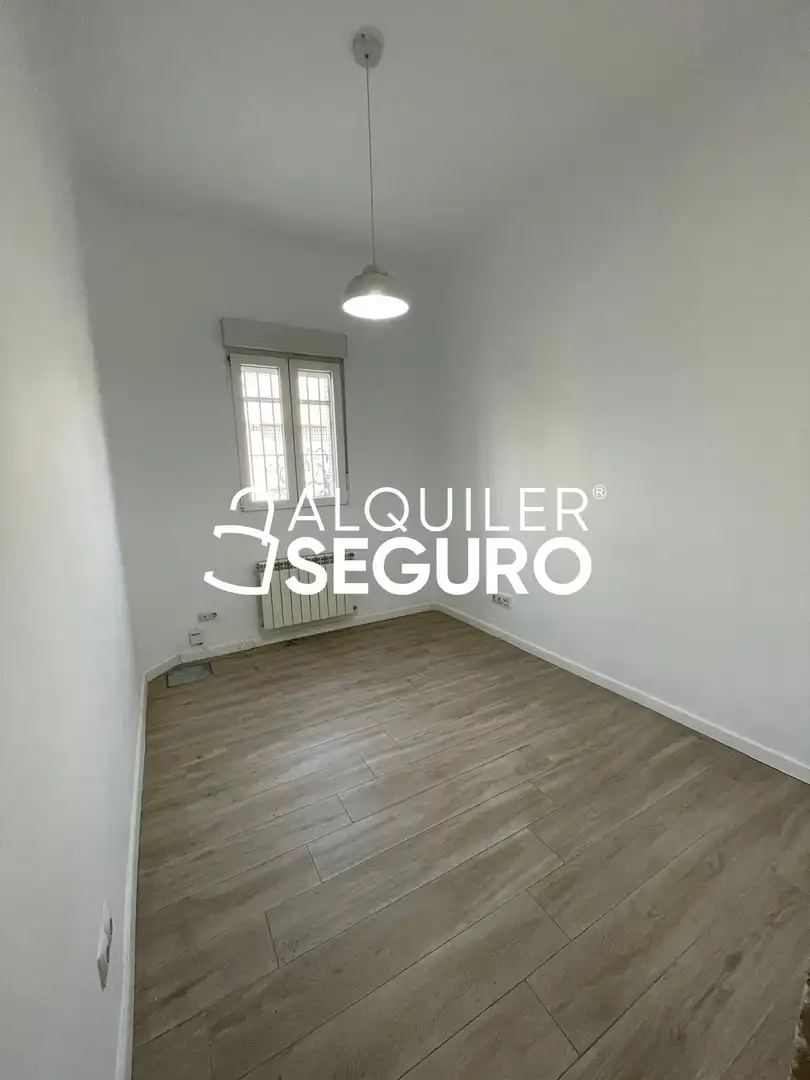 Habitación de Piso de alquiler en Madrid con Calefacción