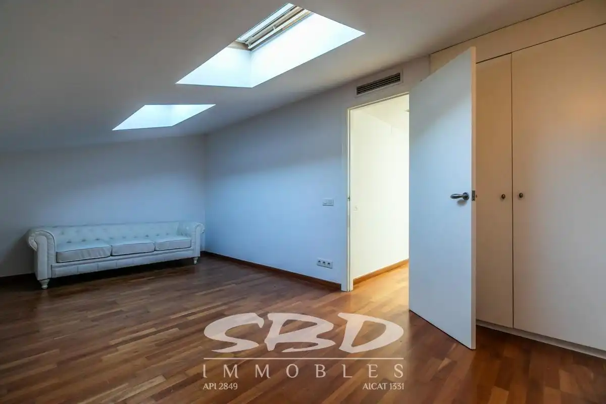 House with balcony to rent in Centre - Sant Oleguer, imagen 87