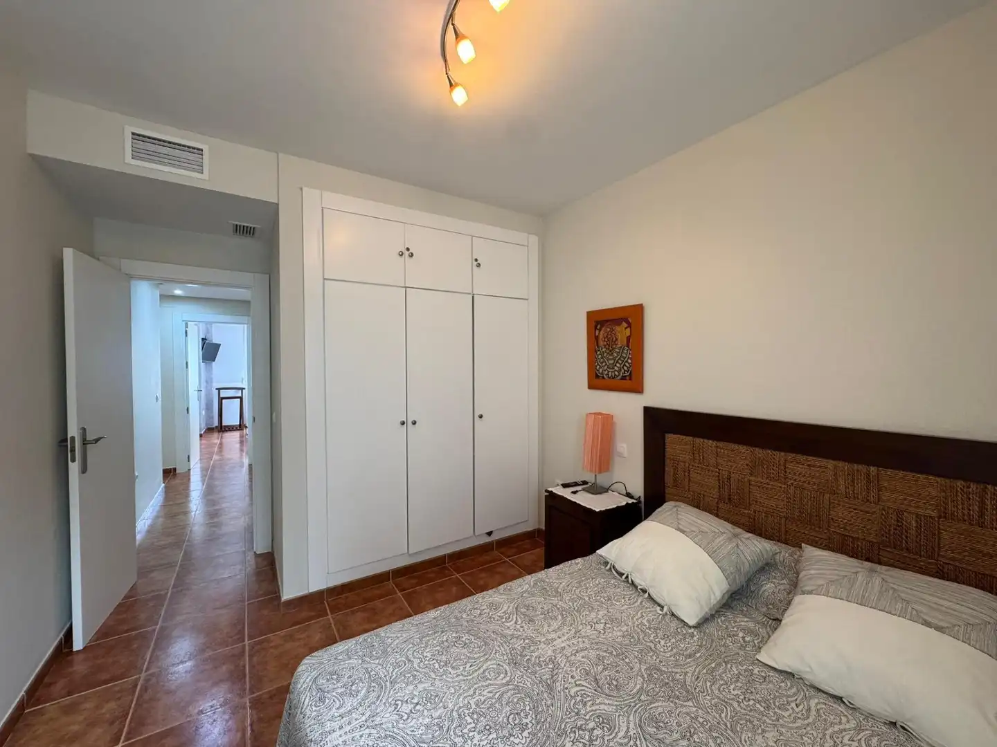 Habitación de Apartamento en venta en Rota con Terraza y Piscina comunitaria