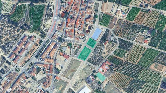 Terreno en Venta en c/ baix  en Torrella