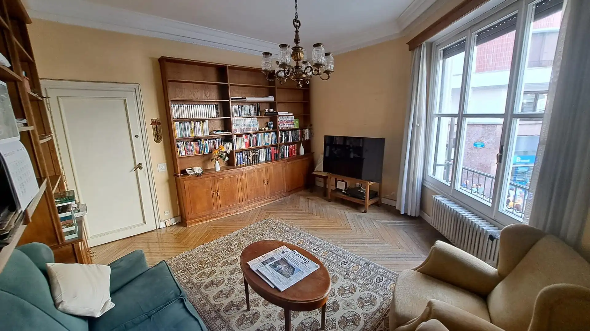 Living room of Flat for sale in Indautxu