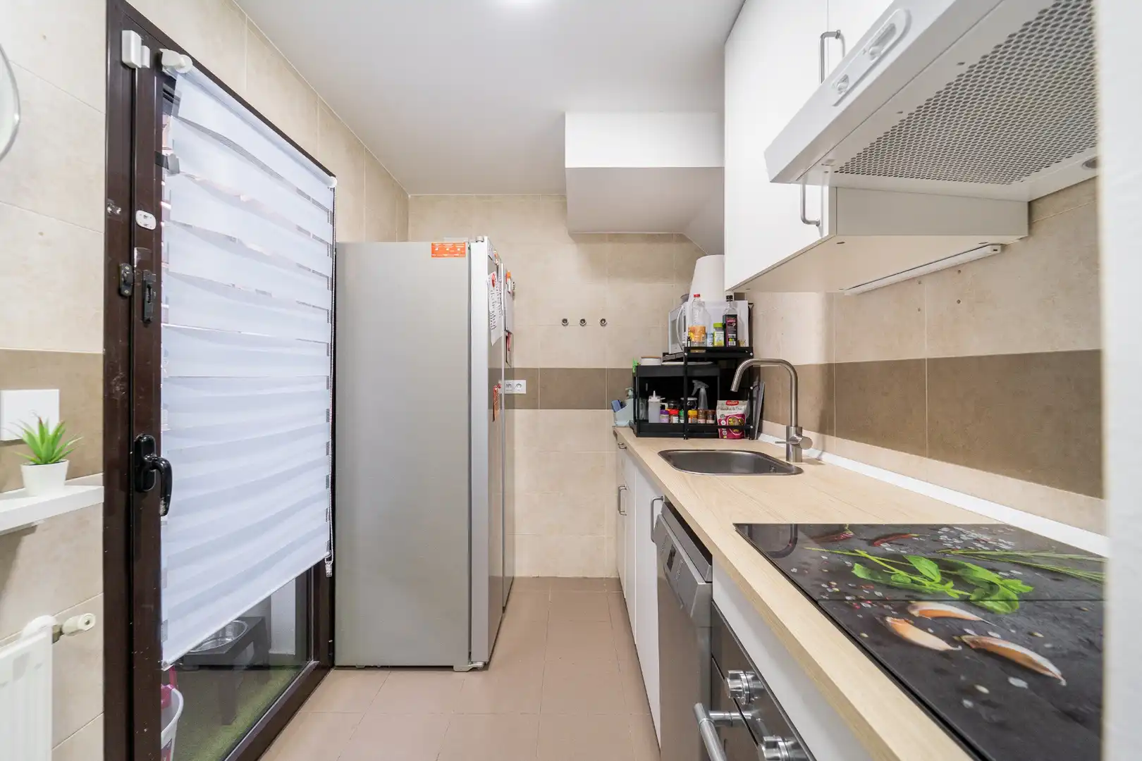 Cuina de Dúplex en venda en Sevilla la Nueva amb Aire condicionat, Calefacció i Traster