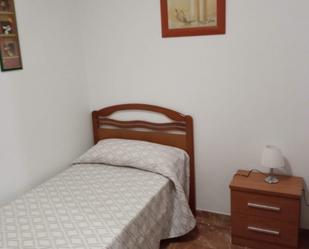 Dormitori de Apartament de lloguer en Martos amb Calefacció i Moblat