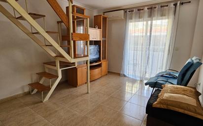 Sala d'estar de Apartament en venda en Benidorm amb Aire condicionat i Balcó
