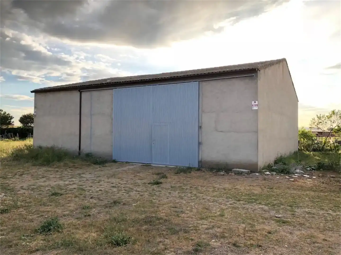 Vista exterior de Terreno en venta en Nava de Sotrobal, Salamanca