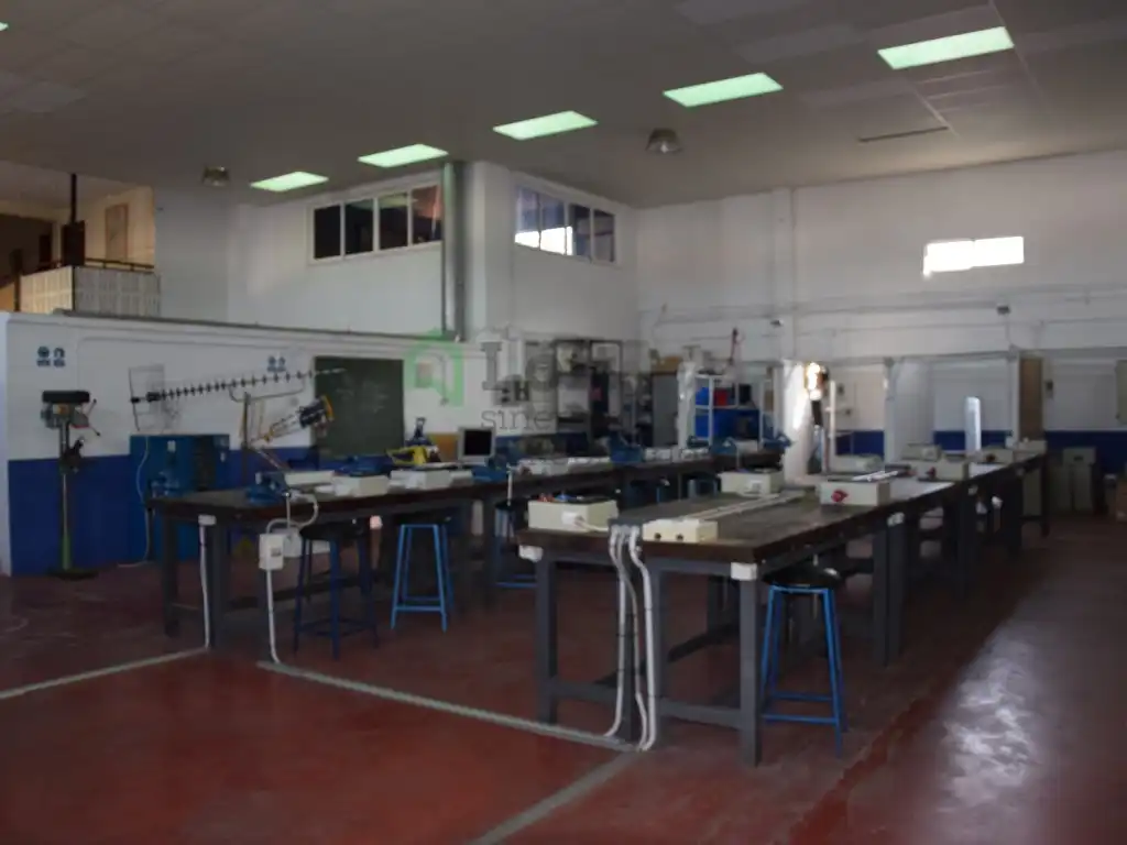 Nau industrial en venda en Badajoz