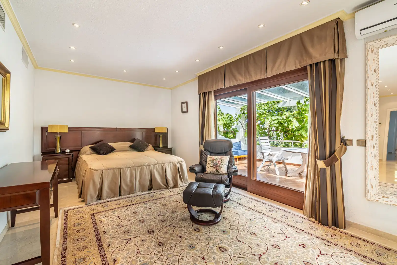 House with pool for sale in Calle Bolivia 1 1, imagen 13