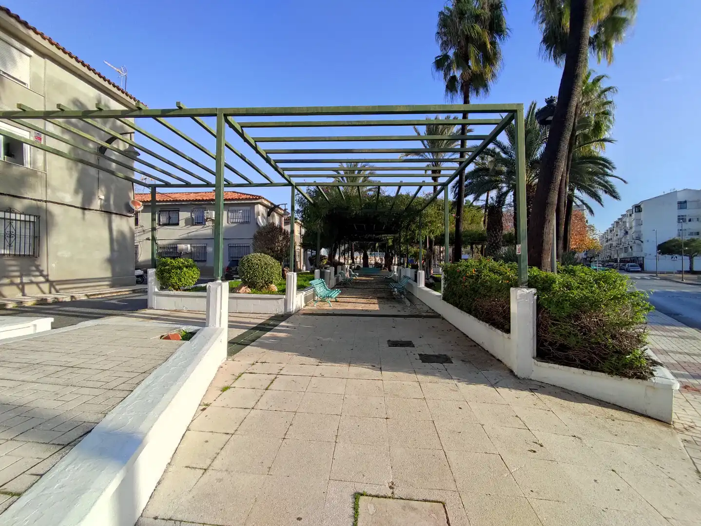 Vista exterior de Piso en venta en Torremolinos con Aire acondicionado, Amueblado y Horno