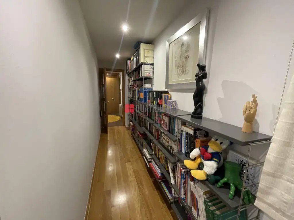 Appartamento con terrazza in vendita a Avenida Rosalía de Castro, imagen 4