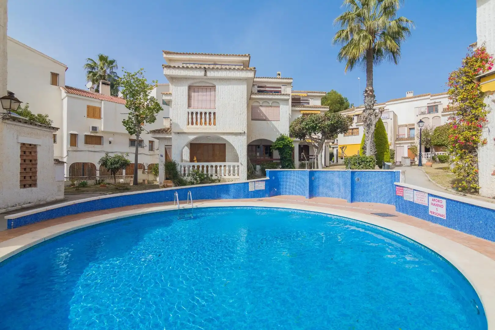 Bungalow amb terrassa de lloguer a Avenida santiago bernabeu 44, imagen 4