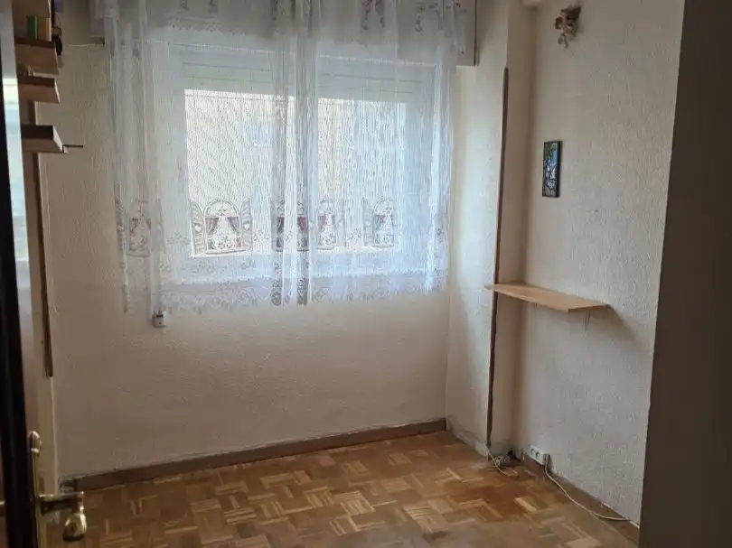 Habitación de Piso en venta en  Madrid Capital