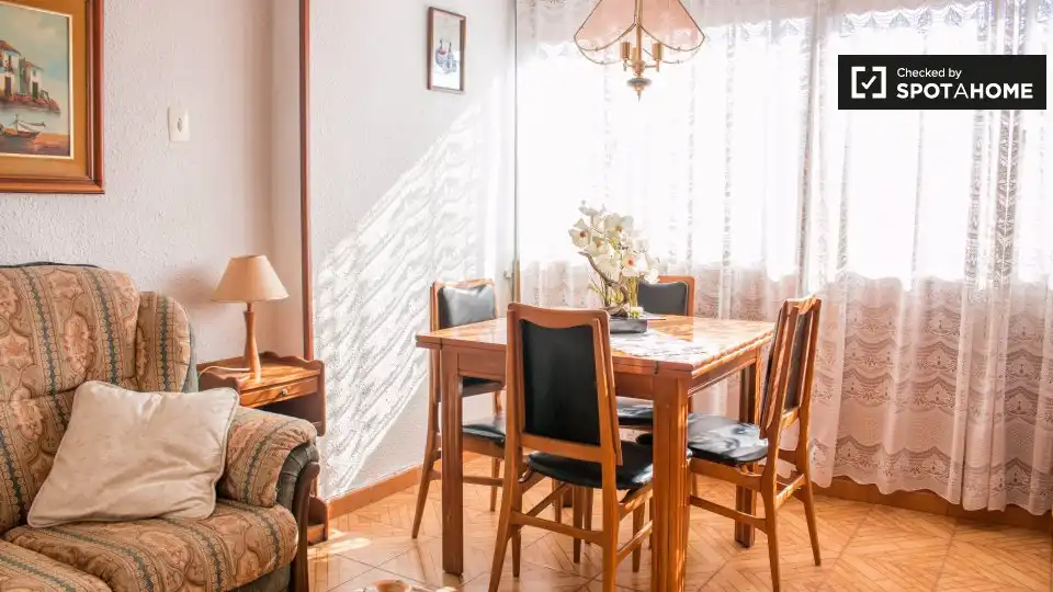 Habitació a El Besós i el Maresme