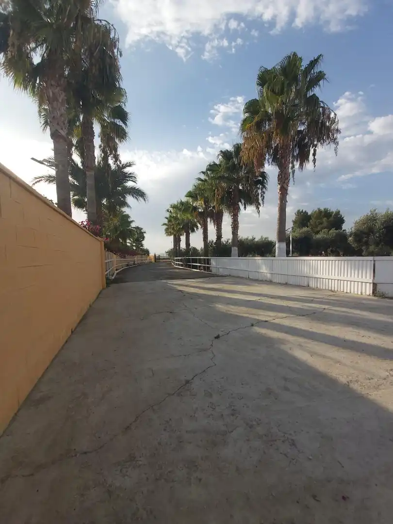 Parking of Houses for sale in Utrera  with Air Conditioner, Private garden and Storage room