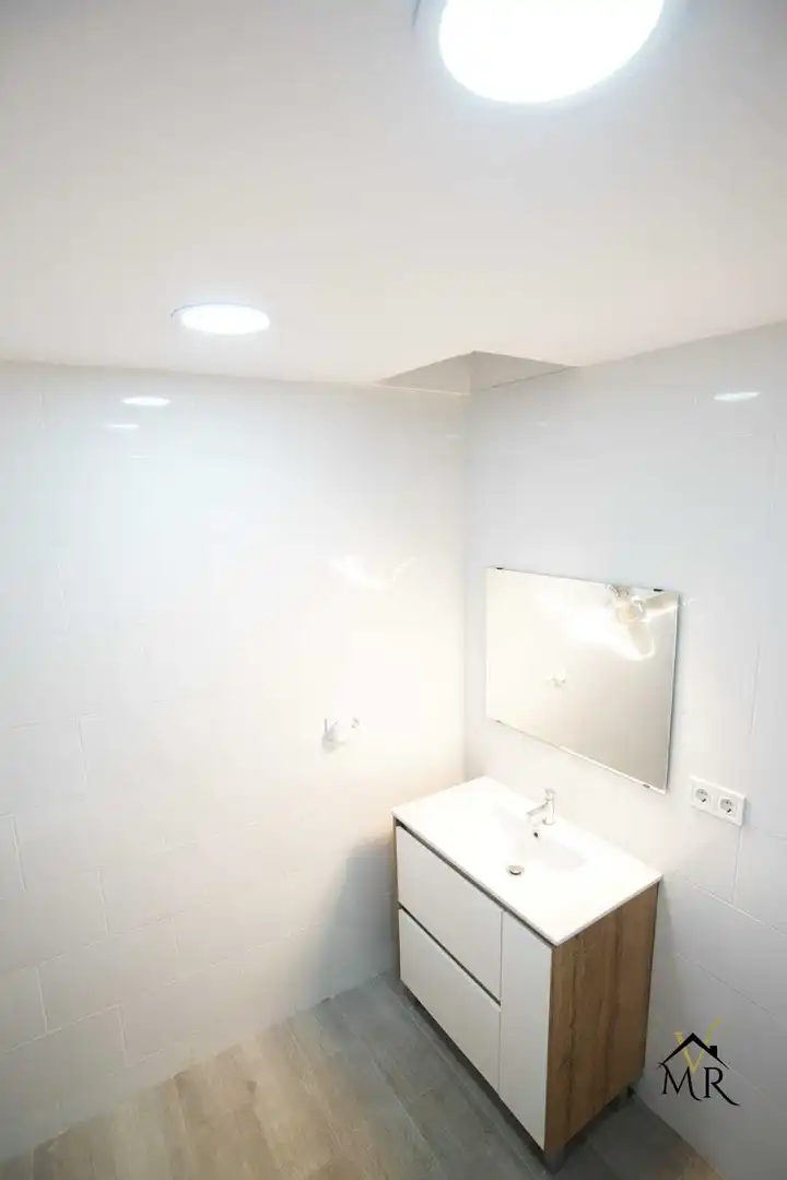 Badezimmer von Wohnung zum Verkauf in Blanes