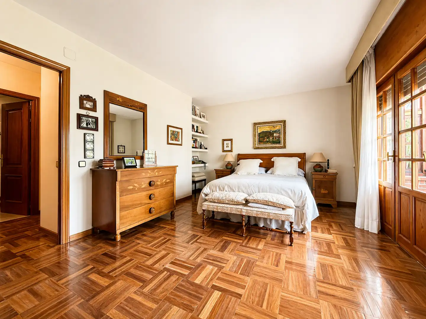 Dormitori de Casa o xalet en venda en Boadilla del Monte amb Calefacció, Jardí privat i Traster