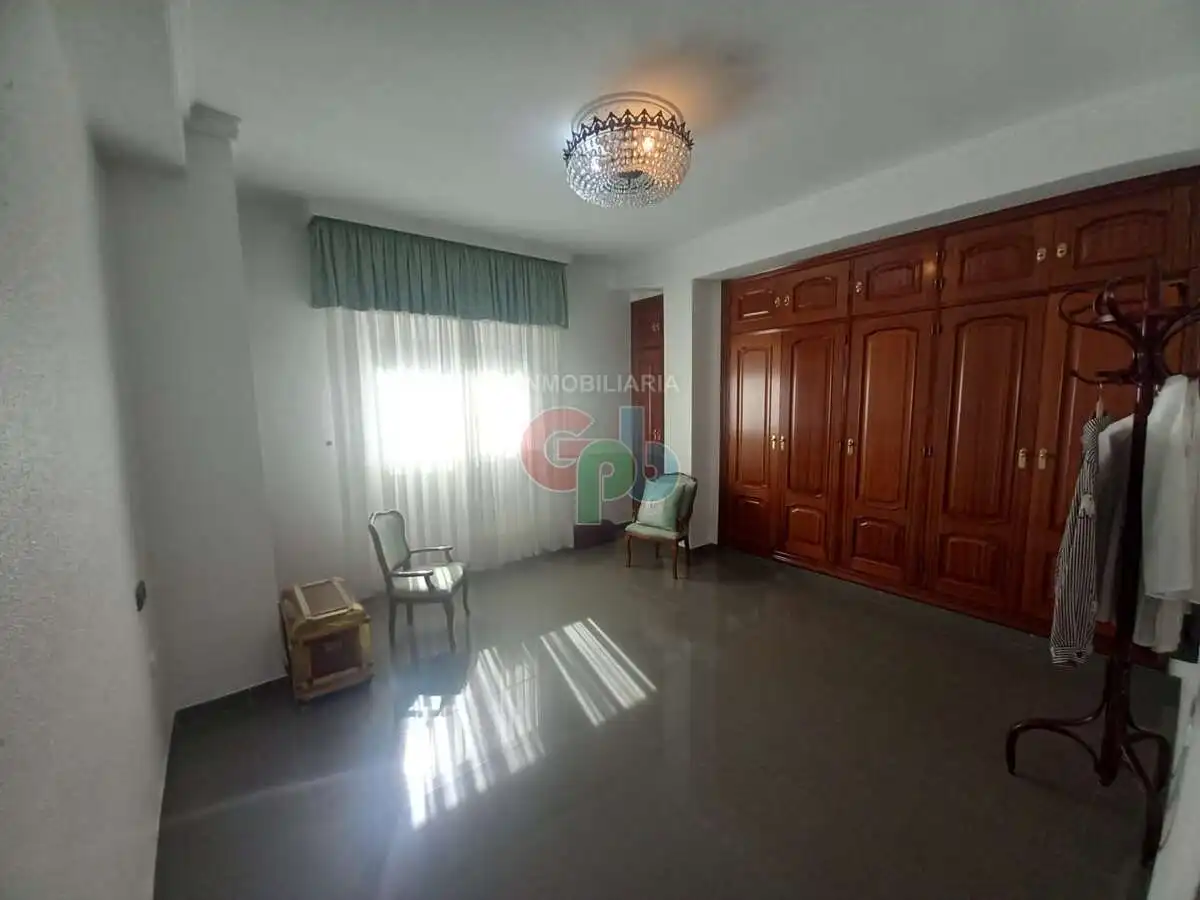Wohnung zum Verkauf in Vícar mit Terrasse und Möbliert