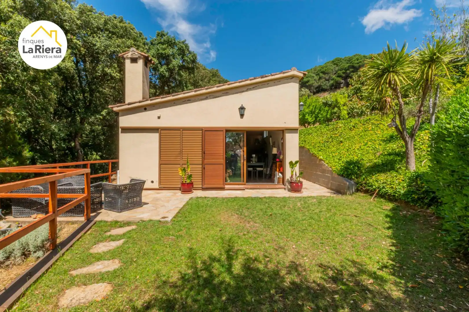 Garden of Houses for sale in Arenys de Munt  with Air Conditioner, Heating and Private garden