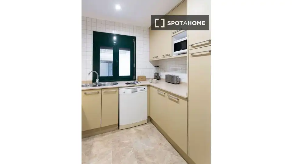 Flat with terrace to rent in Ciutat Vella, imagen 7