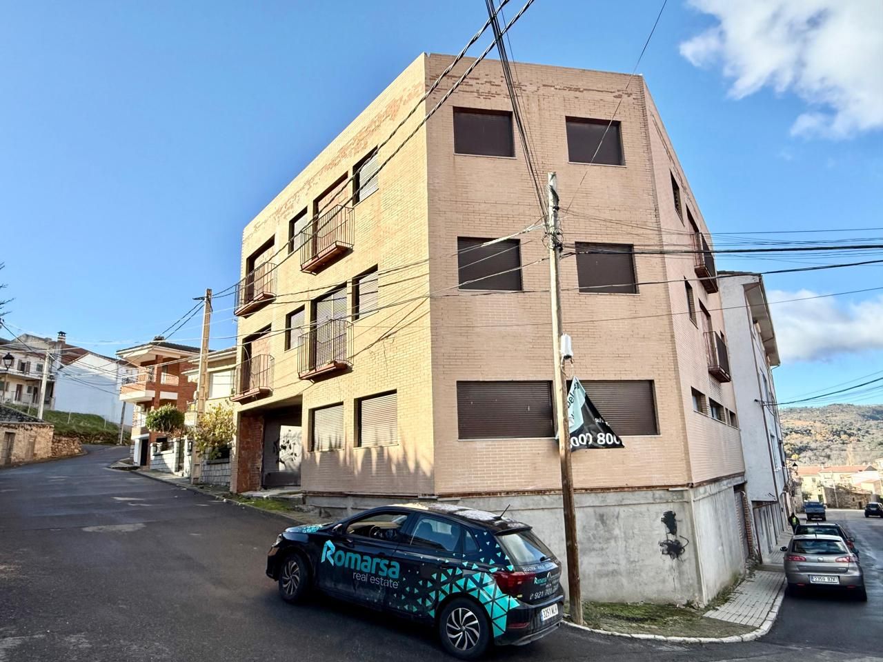 Exterior view of Building for sale in Burgohondo