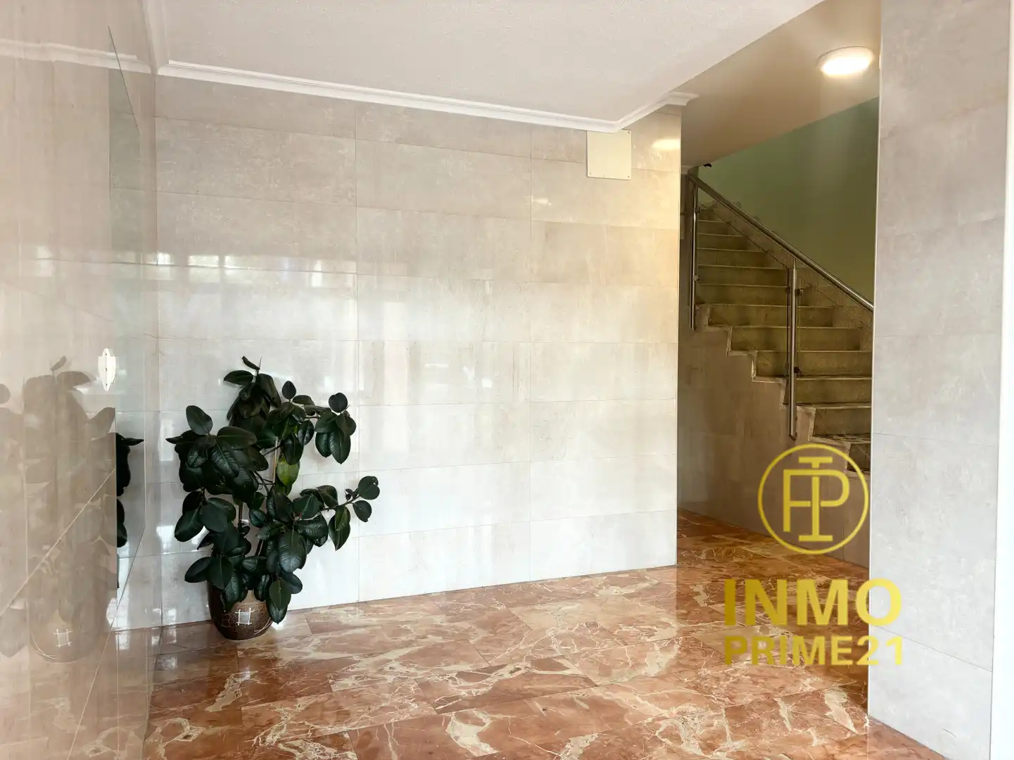 Piso de alquiler en Santander con Calefacción, Parquet y Amueblado