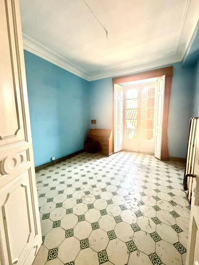 Habitación de Piso en venta en Málaga con Terraza y Balcón