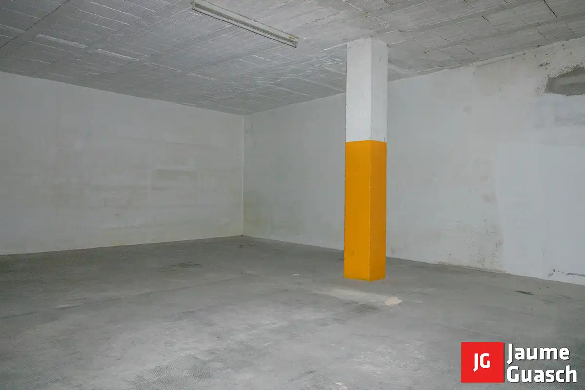 Parkplatz von Garage zum Verkauf in Torredembarra