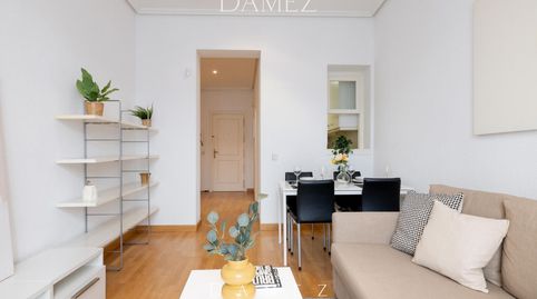 Foto 3 de Piso de alquiler en Cortes - Huertas, Madrid Capital