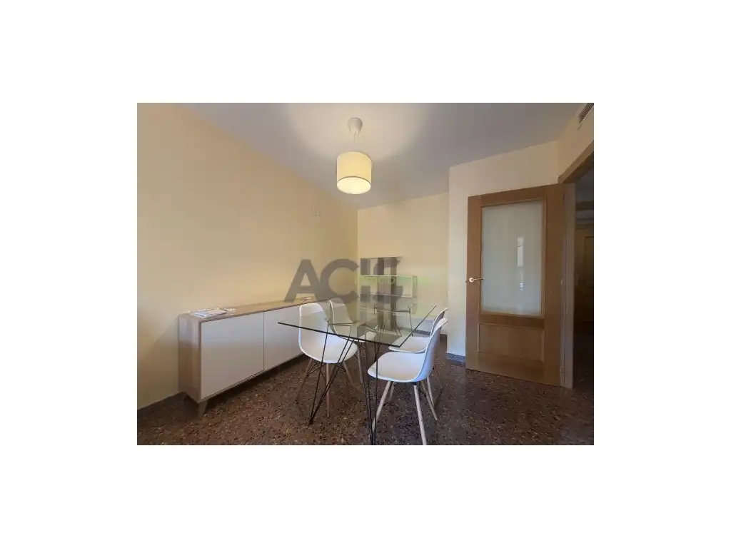 Flat with lift to rent in parroco mora, imagen 3