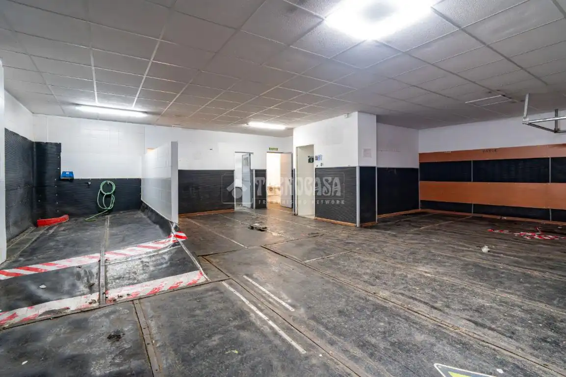Local comercial en venda a Centro, imagen 5