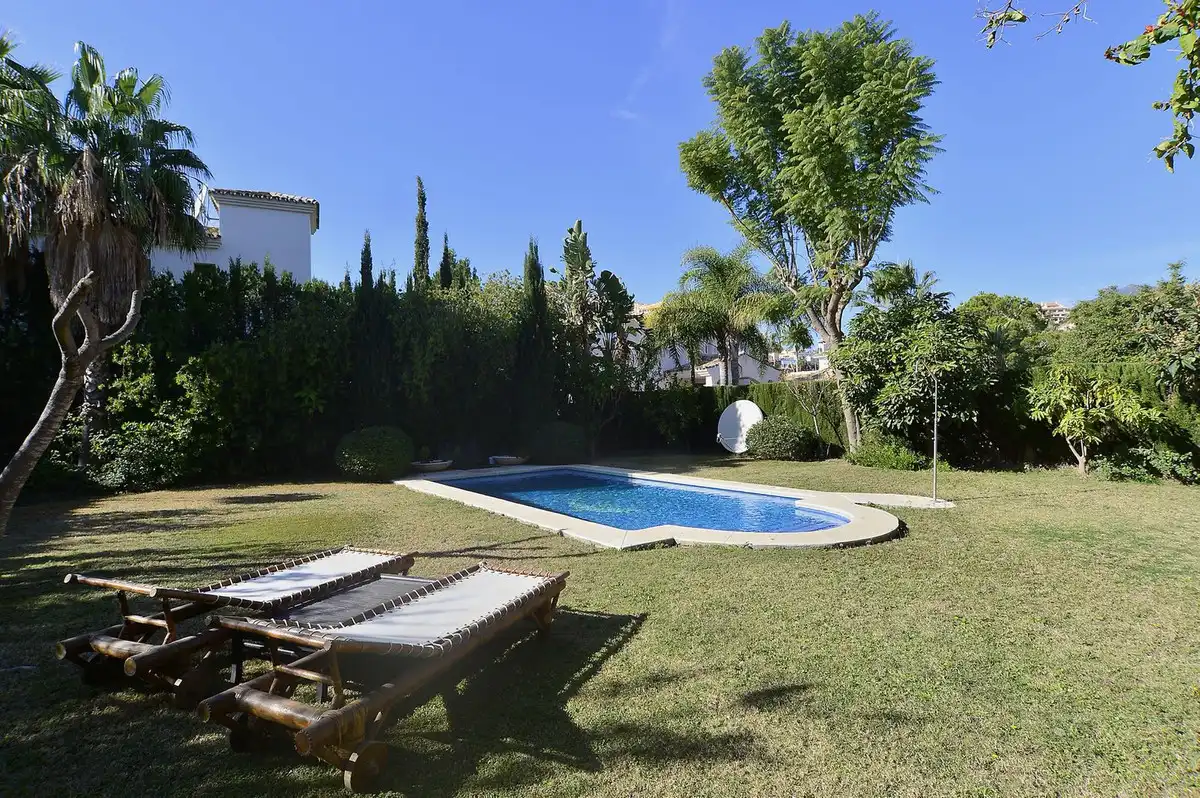 Casa amb piscina en venda a Nueva Andalucía, imagen 6