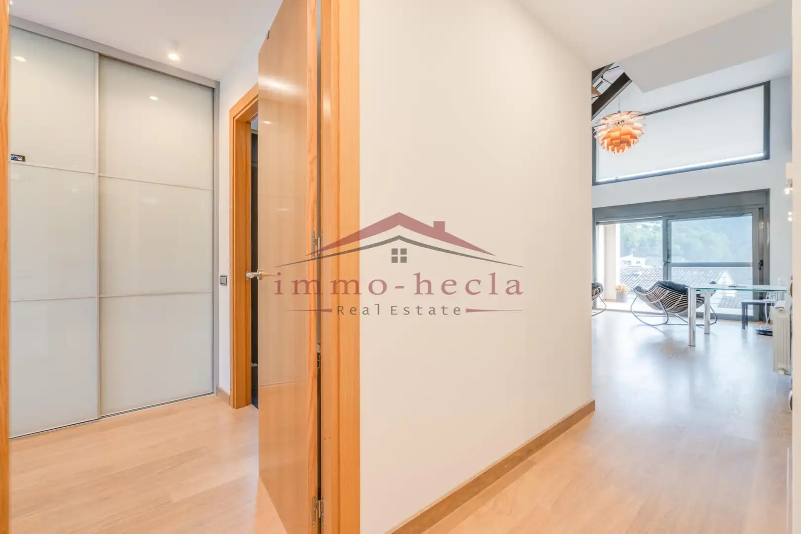 Dúplex en venta en Castellolí con Calefacción, Terraza y Horno