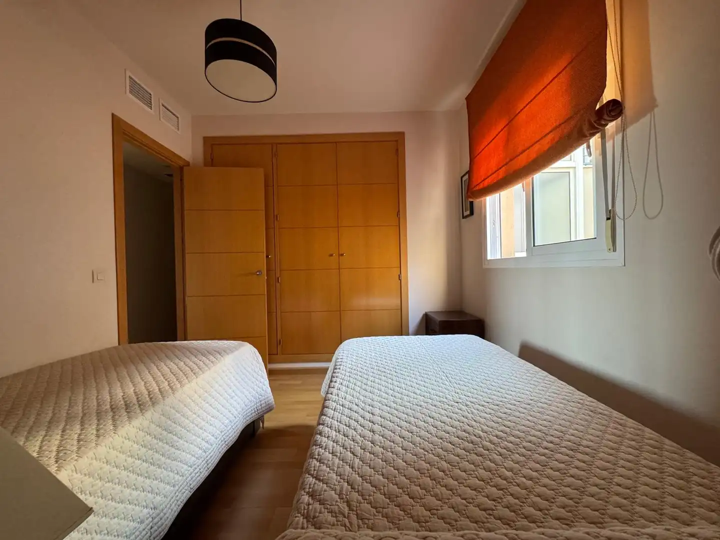 Habitación de Dúplex en venta en Torremolinos con Aire acondicionado, Calefacción y Terraza