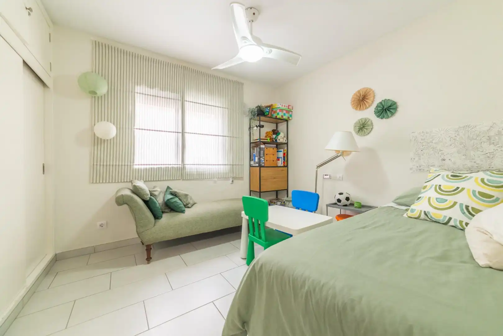 Habitación de Casa adosada en venta en San Pedro del Pinatar con Aire acondicionado, Terraza y Trastero
