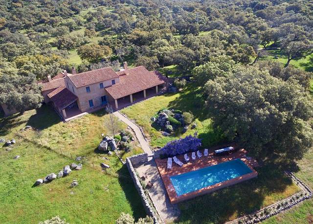 Finca rústica en Venta en El Castillo de las Guardas
