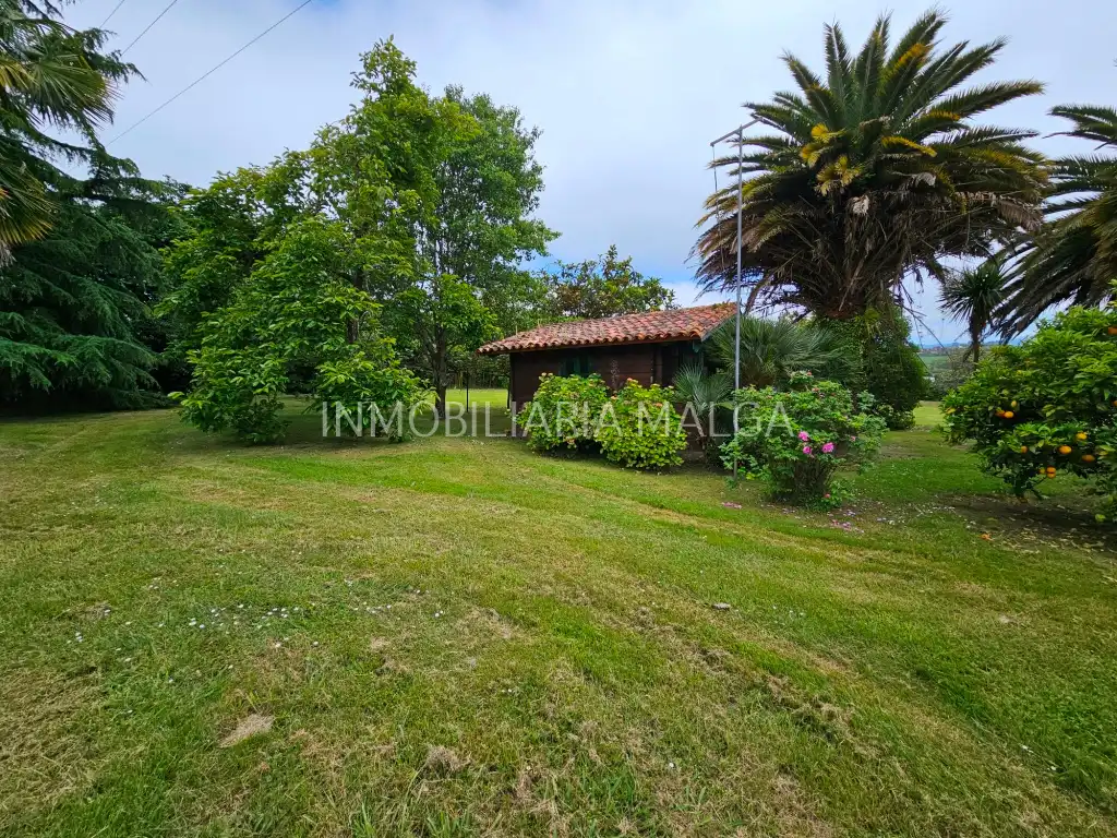 Casa o xalet en venda en Villaviciosa amb Calefacció, Jardí privat i Parquet