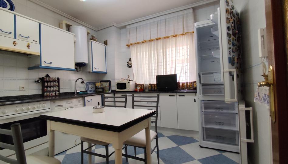 Foto 1 de Pis en venda a Logroño - Marques de Murrieta, Oeste, La Rioja