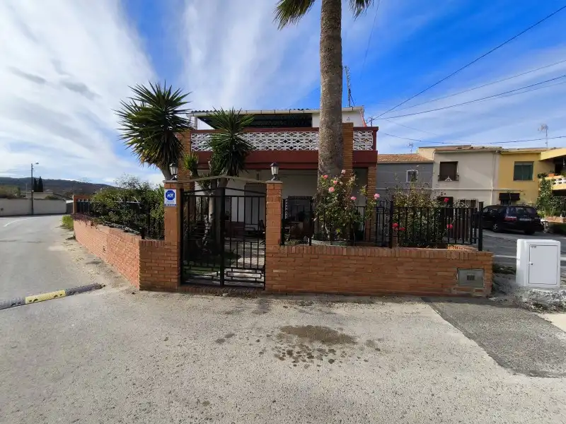 Vista exterior de Pis en venda en Orihuela