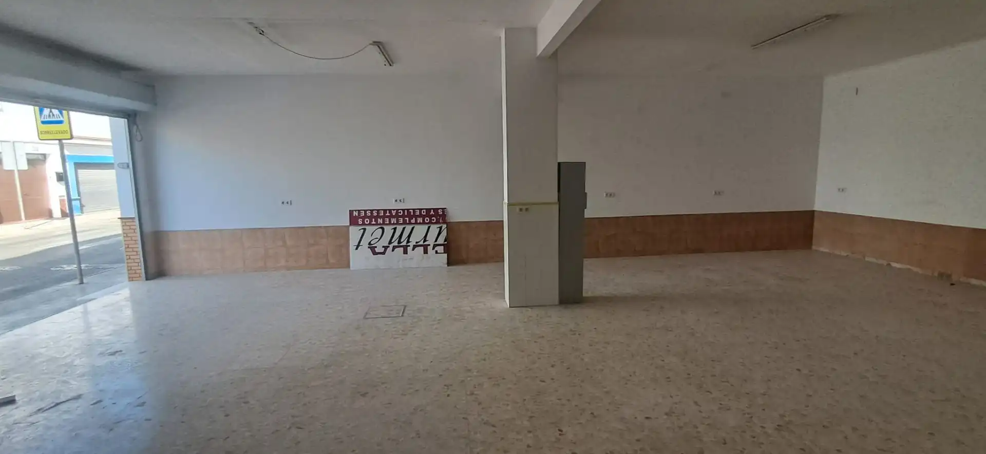 Gewerbefläche zum Verkauf in Utrera ciudad, imagen 2